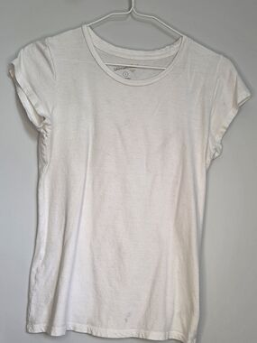 Universal Thread White Short Sleeve Crew Neck Tee